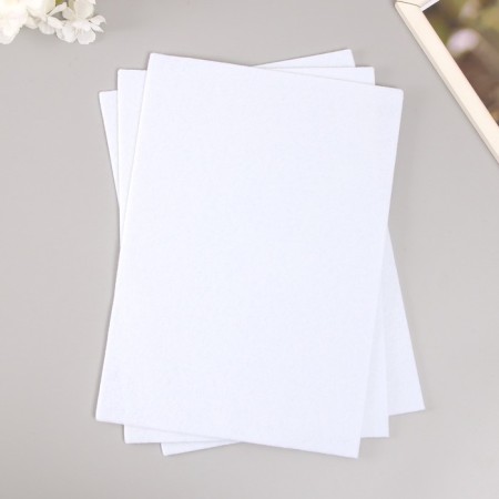 A set of soft felt "Astra" (3 pcs) white, 3 mm, 400 gr. 20x30 cm-1