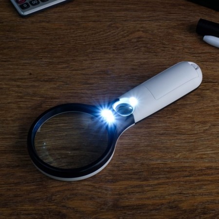 Lupa 2.5x, 8x d = 7cm, with backlight-2