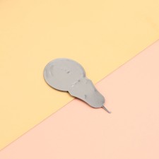 Metallic filamenter, 3.2 × 1.8 cm, silver color