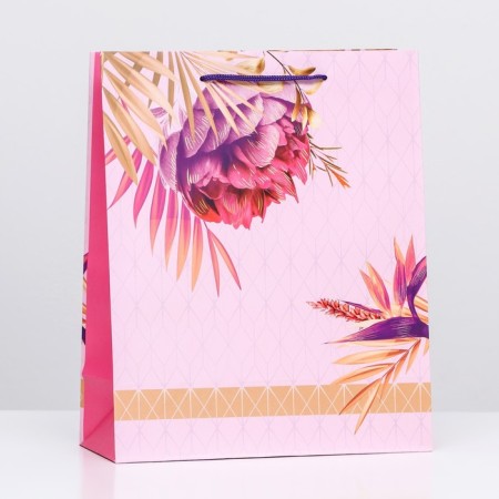 Gift package "Attraction", 26 x 32 x 12 cm