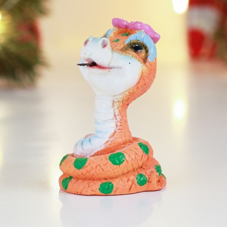 New Year. Symbol 2025. Figure "Snake with Bantik" 4x4x6cm, color-1