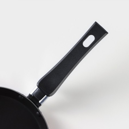 Pancake pan “hit”, d = 18 cm, plastic handle, anti -stick coating, black color-2