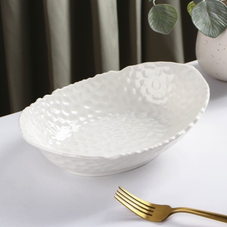 Ceramic oval "airiness", 600 ml, white, white