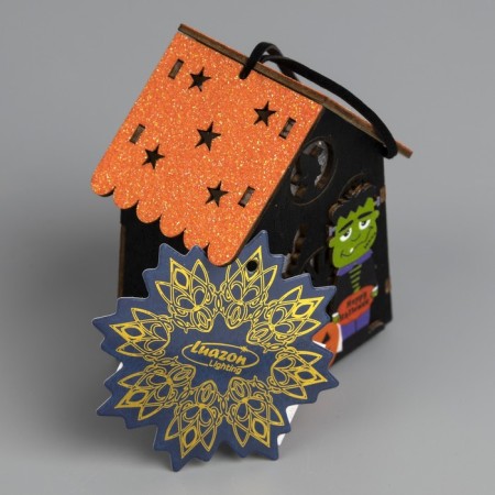 LED suspension "House of Frankenstein" 7 × 9.5 × 6 cm, plastic, batteries LR1130x3, glow warm white-3