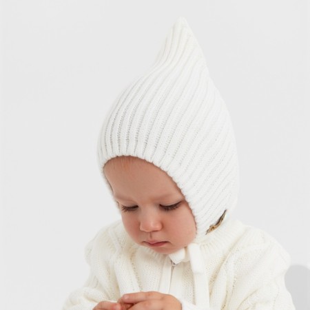 Knitted children's hat minku, white color, size 36-38