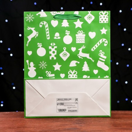 Laminated "Festive Figures" package 26 x 12 x 32 cm-1