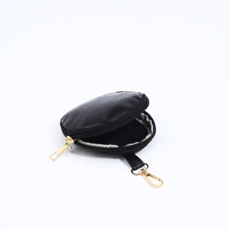 Bag Cross-Bodi with a zipper, black color-9