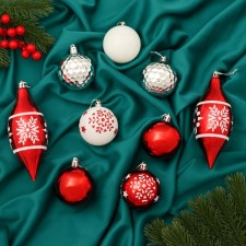 A set of jewelry plastic 16 pcs 