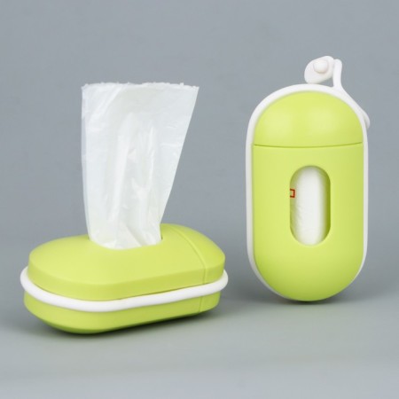Container with packets for cleaning the dog "Clean", the color is green-4