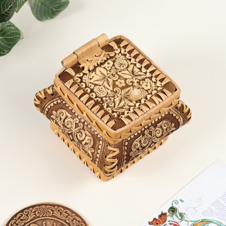 Casket "Baby Berries", 12x12x9 cm, birch bark-4