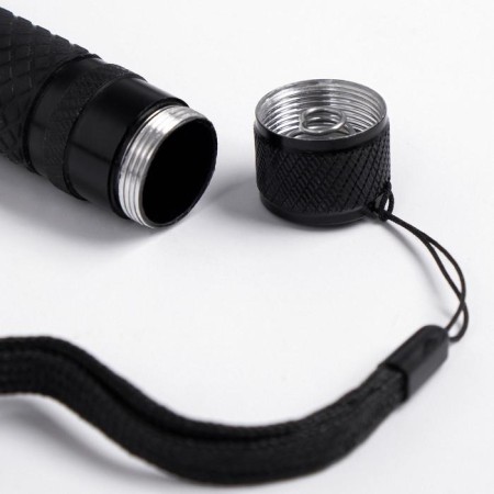 Manual lantern, 2 aa, 15.5 x 2.5 cm-1