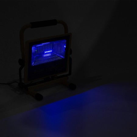 Battery-proceeding flashlight, portable 40 watts, 7000 mAh, IP67, 8 hours of work, 19 x 23 cm-8