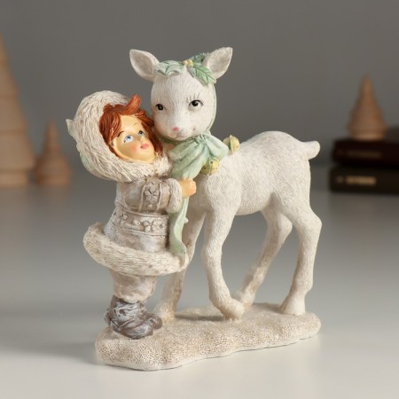 Polystone souvenir "Baby with white deer" 12x6x13 cm-3