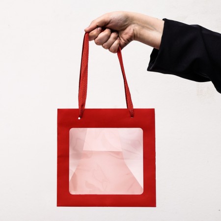 Crafts with a square bottom and window, 20 x 20 x 20 cm, red, 1pc