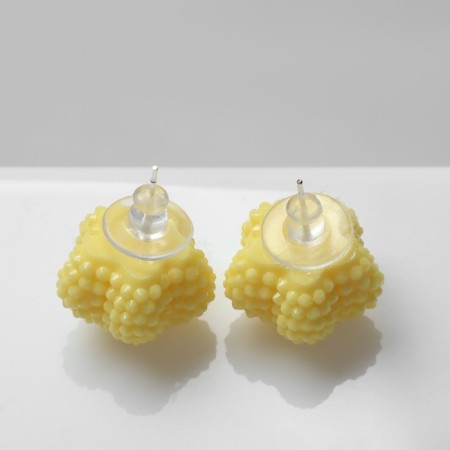 Earrings plastic "Caramel" star, yellow color-1