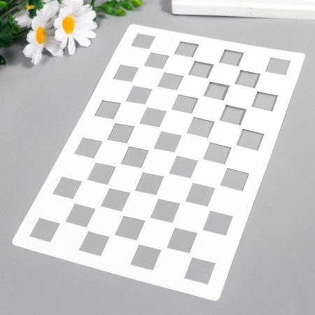 Plastic stencil "Chessboard" 24x16 cm-1