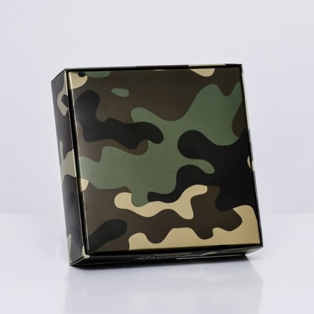 Box for 4 sweets, "camouflage" 12.6 x 12.6 x 3.5 cm. Confectionery packaging-1