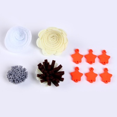Set for creativity: Decor made of felt and a set of beads "Flower dreams"-1