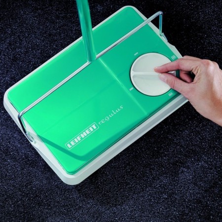 Mechanical brush regulus, for floor and carpets-2