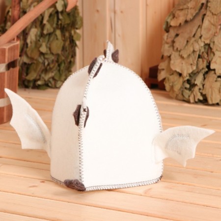 White model "Dragon" hat "-3