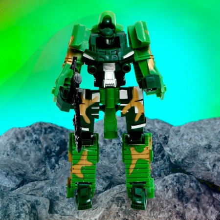 The set of robots "Tank battle" will be transformed, in the set 2 pieces-8
