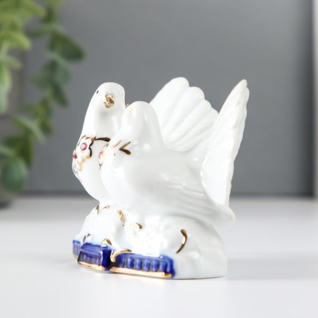 Souvenir Ceramics "2 Wrapping pigeons" with rhinestones 8x11x4.5 cm-3