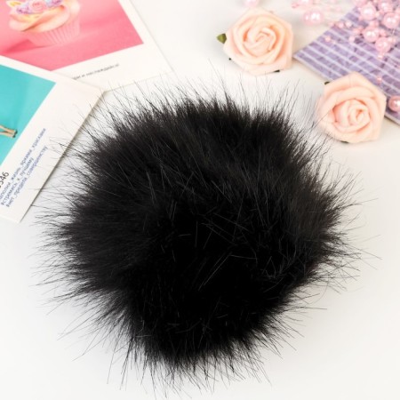 Pompon artificial fur "black" d = 13 cm