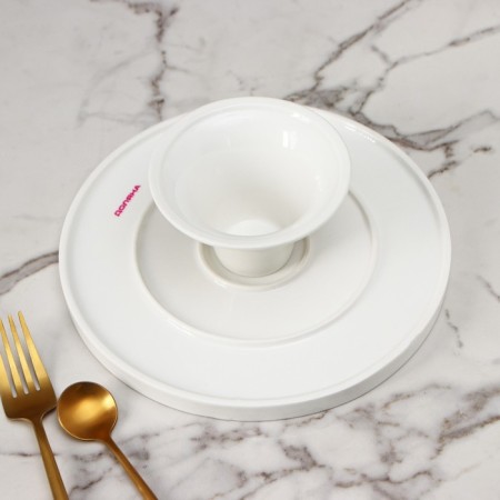Top for cakes and desserts Porcelain shares "Gloria", D = 21.5 cm, white color-3