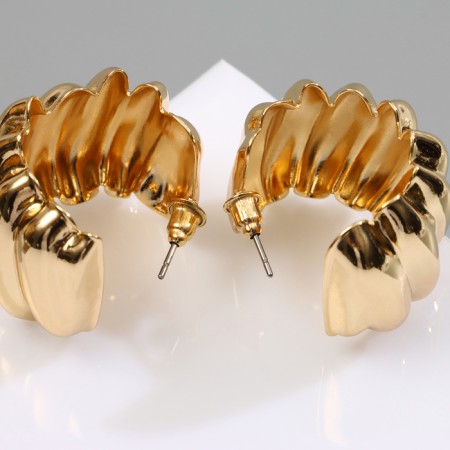 Earrings Metal "Abstraction" wing, color gold-2