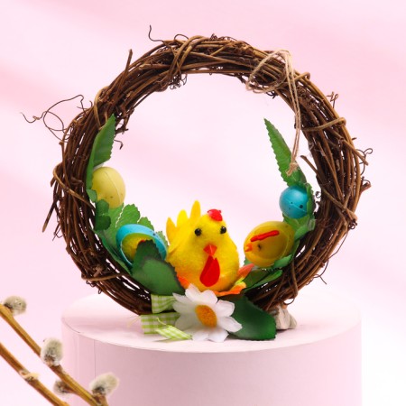 Decorative Easter wreath "Chicken and chickens" 8x15x15 cm