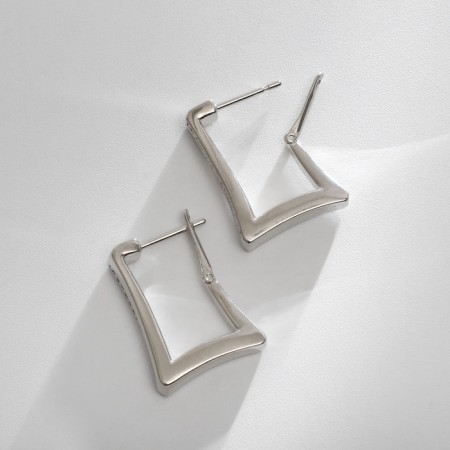 Earrings with rhinestones Xuping rectangle confidence, white color in silver-1