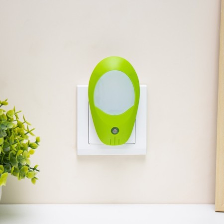 Night -night "LED" green 2.5x6.5x11 cm Risalux-1