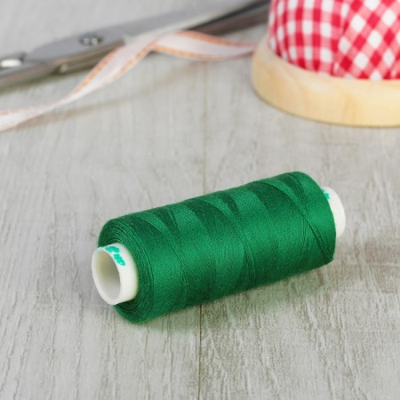 Threads DOR TAK 40/2, 400 yards, color No. 488 green, 10 pcs in the unitary enterprise.