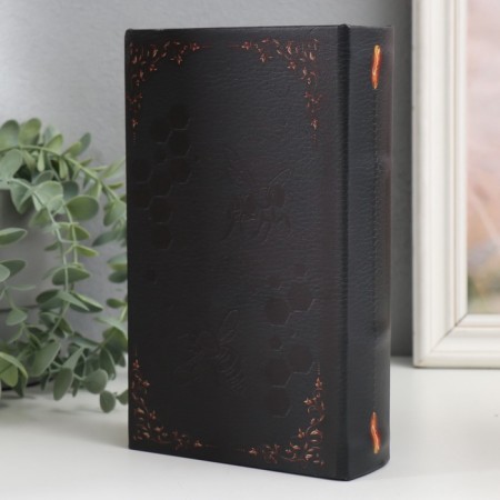 Safe-book wood to the leatherette "Bee" 21x13x5 cm-7