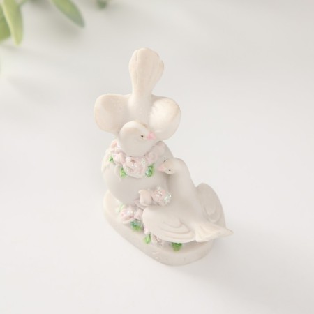 Polystone souvenir "Two pigeons on a ball with flowers" 6.4 cm-3