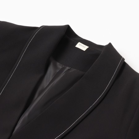Women's jacket with a stamping minku: classic color black size 46-7