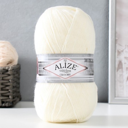Yarn "Superlana Tig" 25% wool, 75% acrylic 570m/100g (62 dairy)