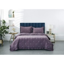 A set with a bedspread 