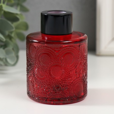 Diffusor for essential oils with a “flower” lid is a transparent red 100 ml 6x6x8 cm