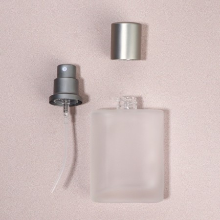 Glass bottle for perfume, with a spray, 30 ml, silver color-4