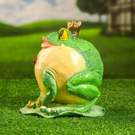 Garden figure "Fruit fat with crown" 20x17cm-1