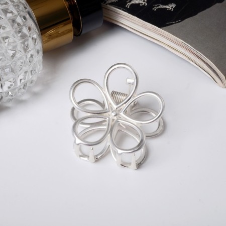 Hair crab "Liberty" Flower, 4 cm, matte silver