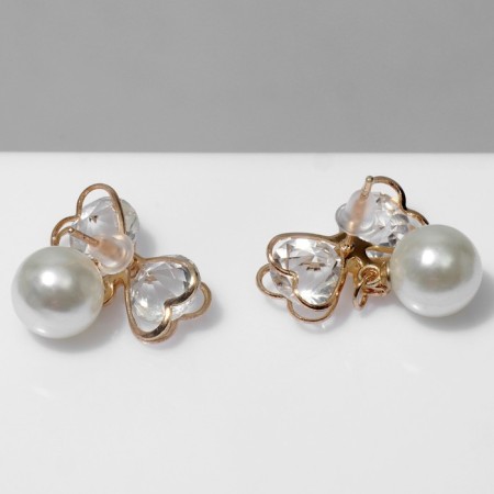 Earrings with pearls "bow" with bead, white color in gold-1