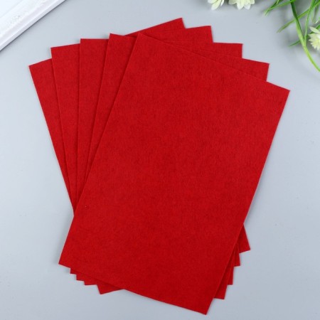 Soft felt 1 mm 20x30 cm red-1