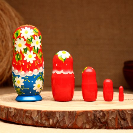 Matryoshka 5-doll "Varyusha Spit", 10-11 cm-1