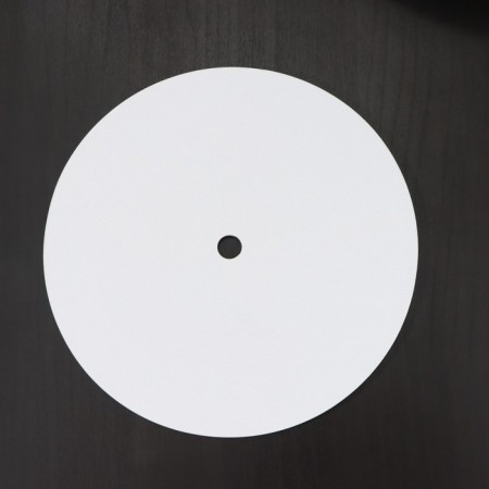 The cake substrate with a hole D = 16 cm, the diameter of the hole 1 cm-1