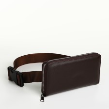 Male purse-clate on the zipper Textura, brown color