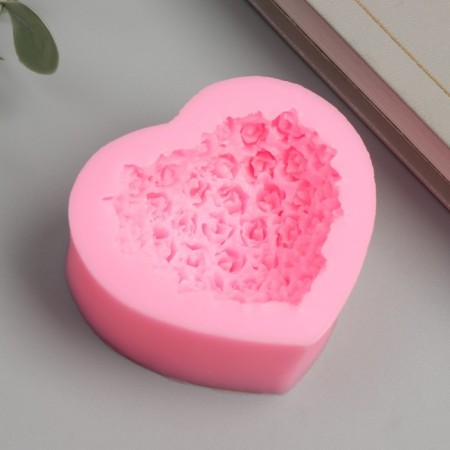 Mold Silicon "Heart from roses" 3x7.3x6.7 cm-1