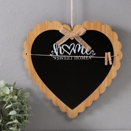 Panel MDF "Cretaceous board. Heart" with clothespins 1x28.5x29.5 cm