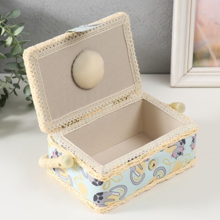 Casket for needlework "kittens on balls" 18x12x9.5 cm-4